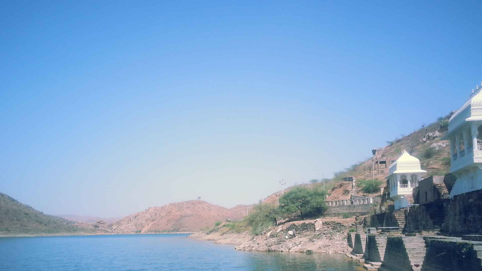 badi-Lake-haunted-place-in-Udaipur