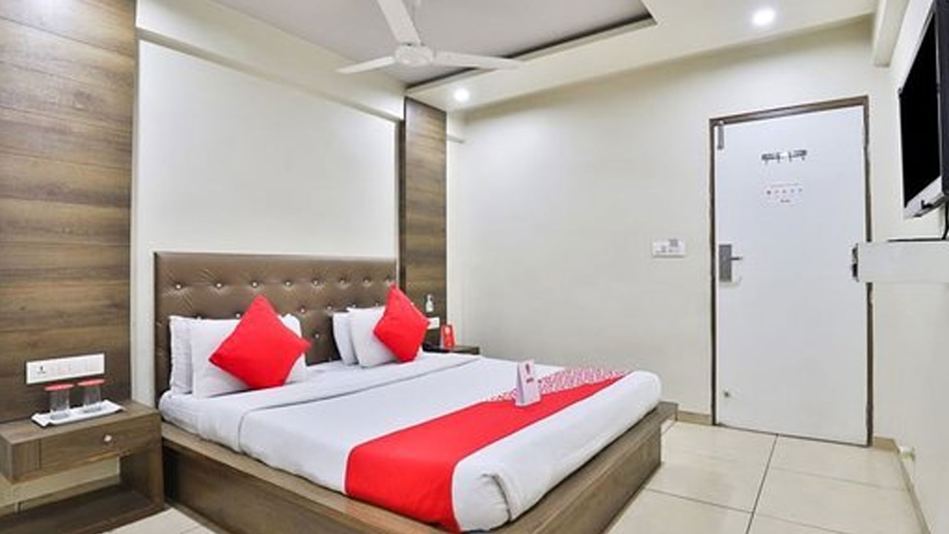 Hotels-in-Ahmedabad-Kalupur