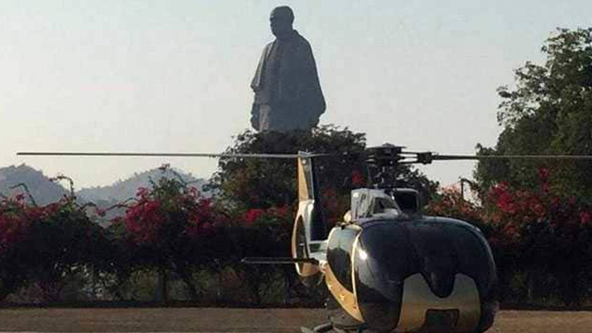 Statue-of-Unity Helicopter