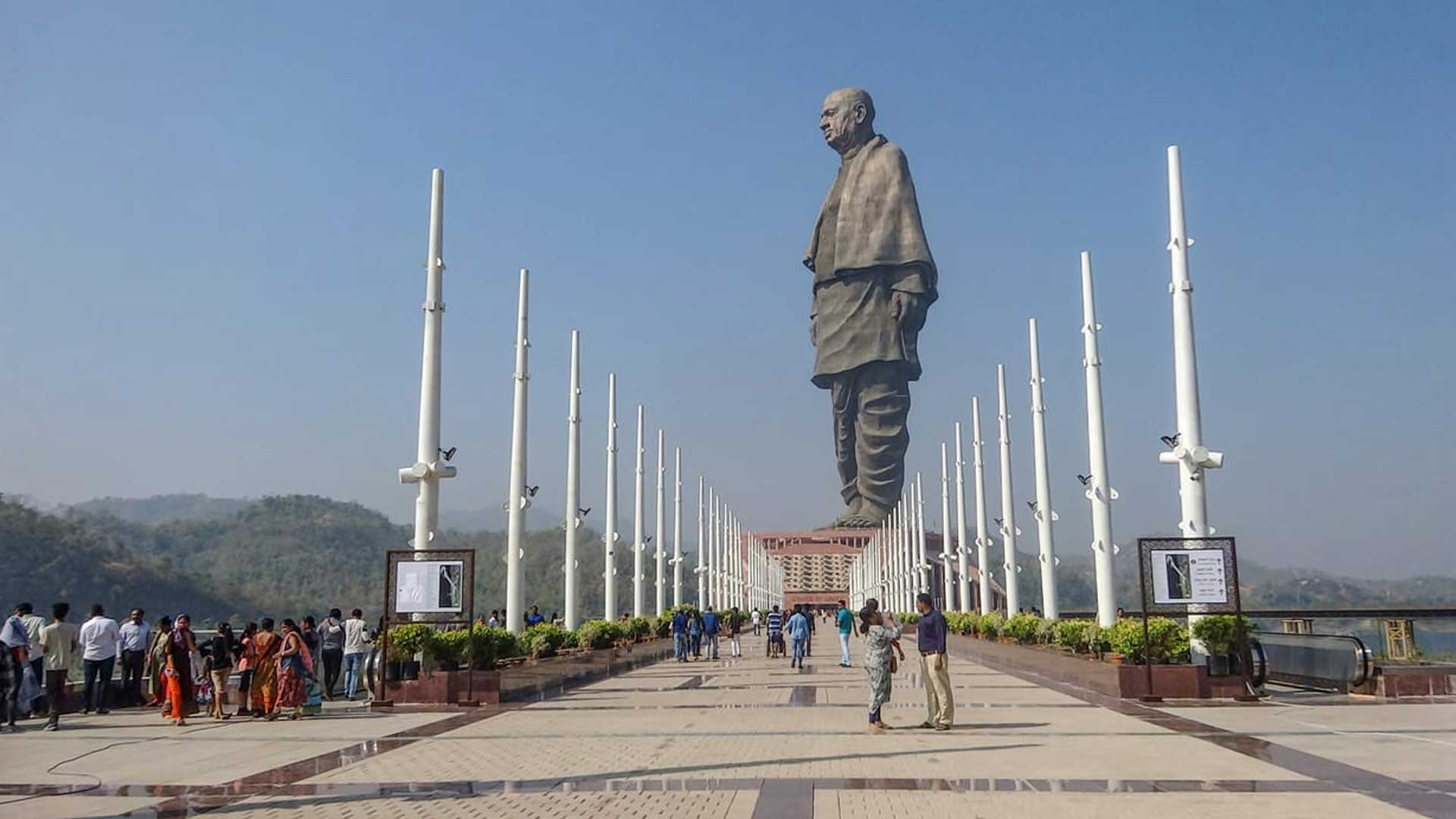 Statue-of-Unity