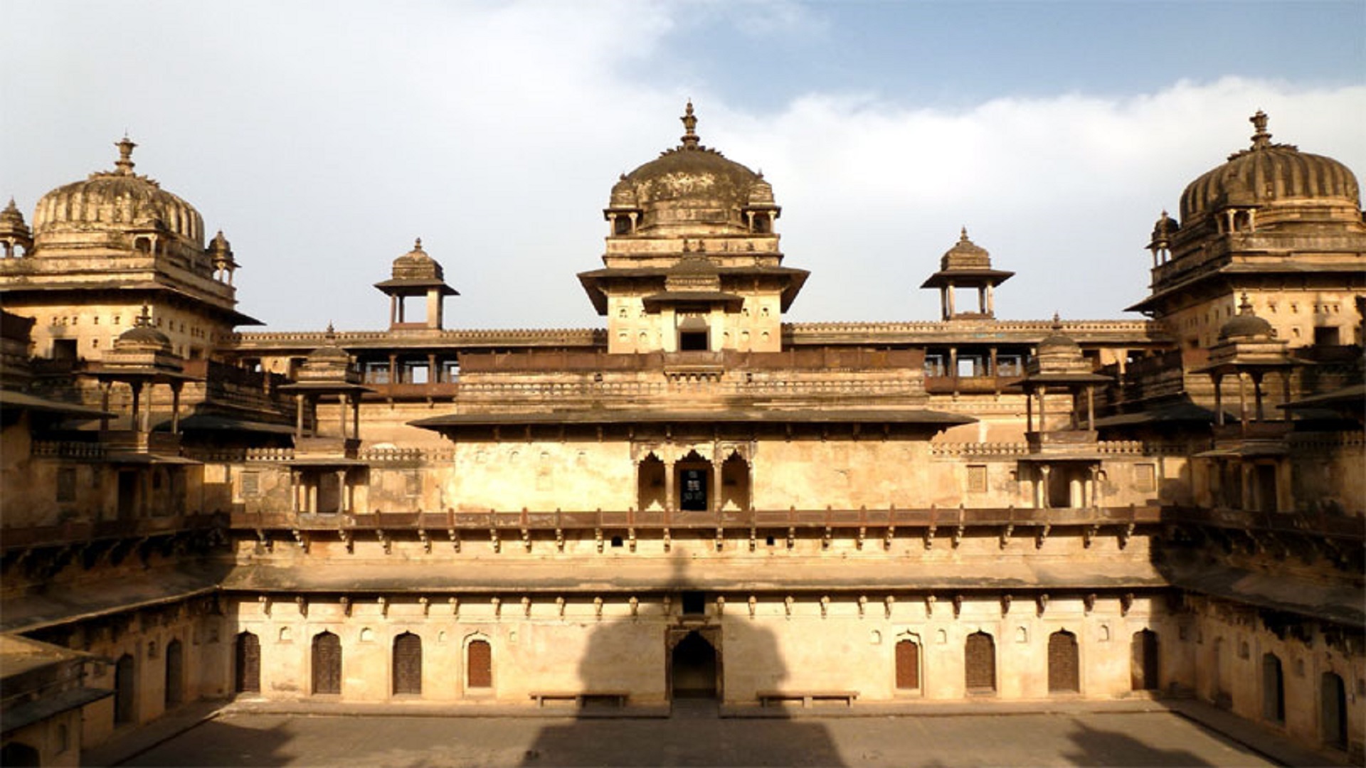 jehangir-mahal-orchha